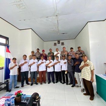 Hadiri kesepakatan damai antar Desa, Kapolsek Selaru imbau semua Pihak jaga keamanan dan kedamaian
