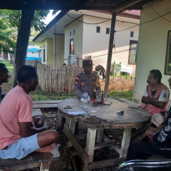 Melalui Jumat Curhat Polsek Wetar Minta Partisipasi Warga Jaga Kamtibmas