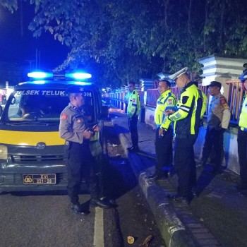 Polsek Teluk Ambon Gelar Patroli Rutin Malam Hari, Antisipasi Balap Liar dan Jaga Kamtibmas