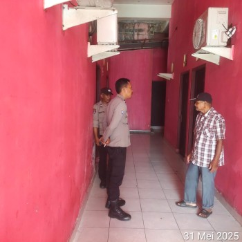 Polsek Sirimau Gencarkan Patroli Jalan Kaki untuk Tekan Premanisme dan Pungli di Kota Ambon