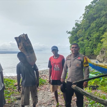 Polisi Ingatkan Warga Hutumuri Waspadai Cuaca Ekstrem, Nelayan Diminta Tunda Aktivitas Melaut