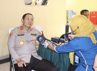 Wakapolda Maluku Tinjau Pelaksanaan Tes Kesehatan Berkala