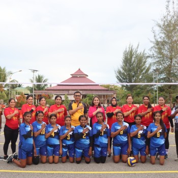 Kapolres Kepulauan Aru Membuka Turnamen Bola Voli dalam Rangka HUT Bhayangkara ke-79