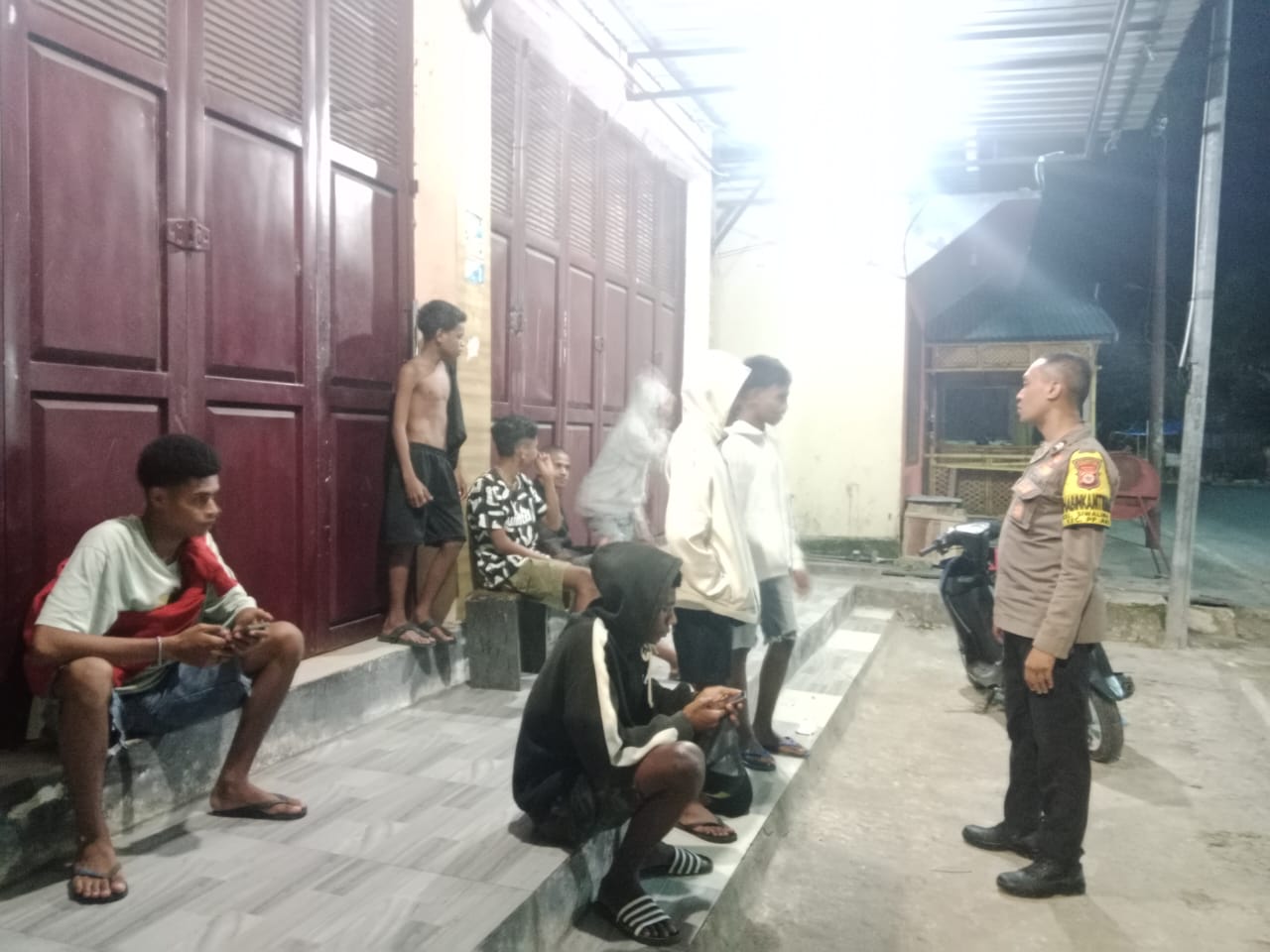 SAMBANG BHABINKAMTIBMAS, BRIPTU GERALDY AJAK WARGA BERSAMA SAMA JAGA KAMTIBMAS
