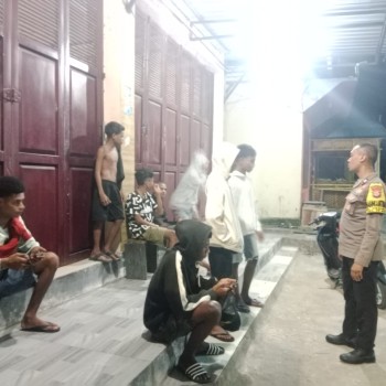 SAMBANG BHABINKAMTIBMAS, BRIPTU GERALDY AJAK WARGA BERSAMA SAMA JAGA KAMTIBMAS