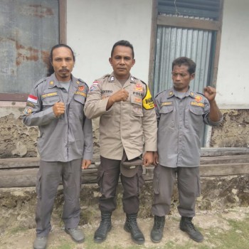 Bhabinkamtibmas Bripka Relmasira  Bina Satkamling Sebagai Upaya Penguatan Potensi Masyarakat