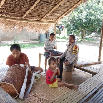 Bhabinkamtibmas Aipda Jennia Sosialisasi Kamtibmas Kepada Masyarakat