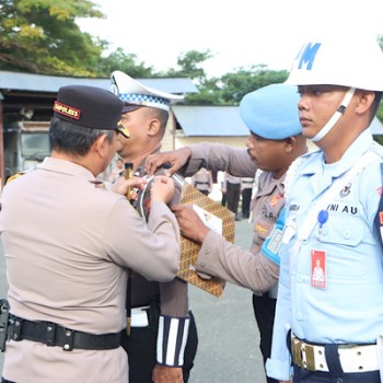Polres Kepulauan Tanimbar menggelar Apel gelar Pasukan Ops Simpatik Salawaku 2025
