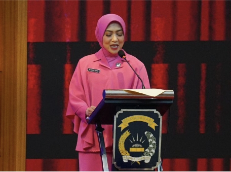 Pembekalan Ketua Umum Bhayangkari Kepada Mahasiswa STIK Lemdiklat Polri Prodi S-1 Angkatan Ke 82, Pascasarjana S-2 Angkatan Ke 13 Dan Pascasarjana S-3 Beserta Istri