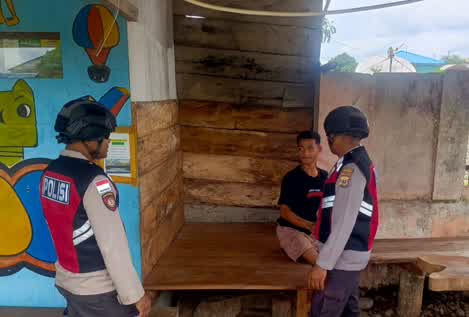 Personel Polsek Tepa Intensifkan Patroli Harkamtibmas, Wujudkan Situasi Kamtibmas Yang Kondusif