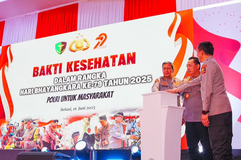 Kapolri Hadiri Puncak Bakti Kesehatan Jelang Hut ke - 79 Bhayangkara, Diikuti dan Dihadiri Ratusan Ribu Peserta