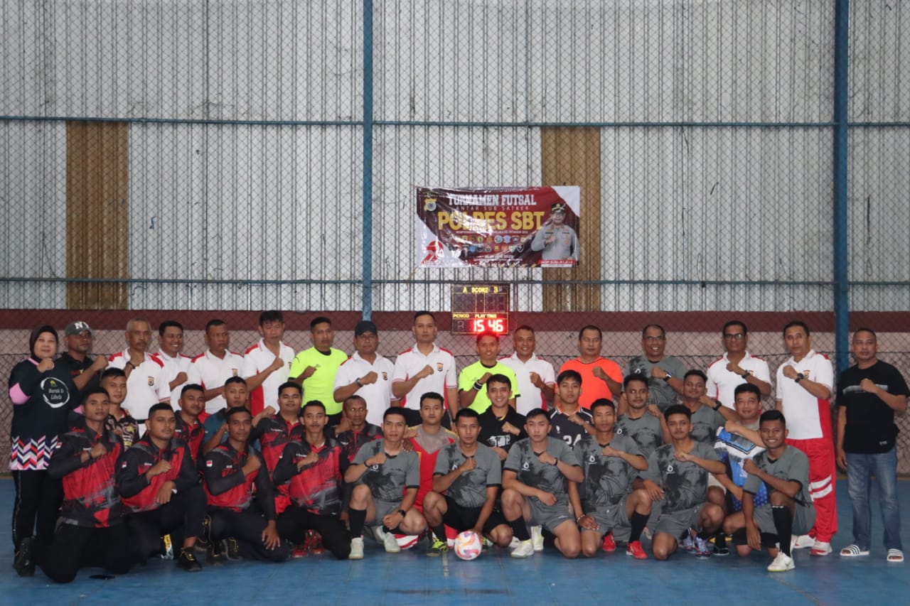 Meriahkan Hari Bhayangkara ke-79, Turnamen Futsan Antar Fungsi Polres SBT Resmi Dibuka
