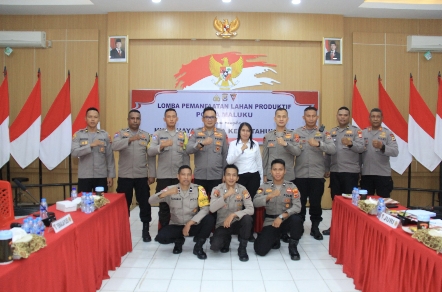 Kompi 2 Yon B Pelopor dan Polres Buru Juarai Lomba Pemanfaatan Lahan Produktif yang Digelar Polda Maluku