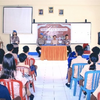 Jelang HUT Ke-79 Bhayangkara Propam Polda Maluku Goes To School, Edukasi Pentingnya Berlalulintas Sejak Dini