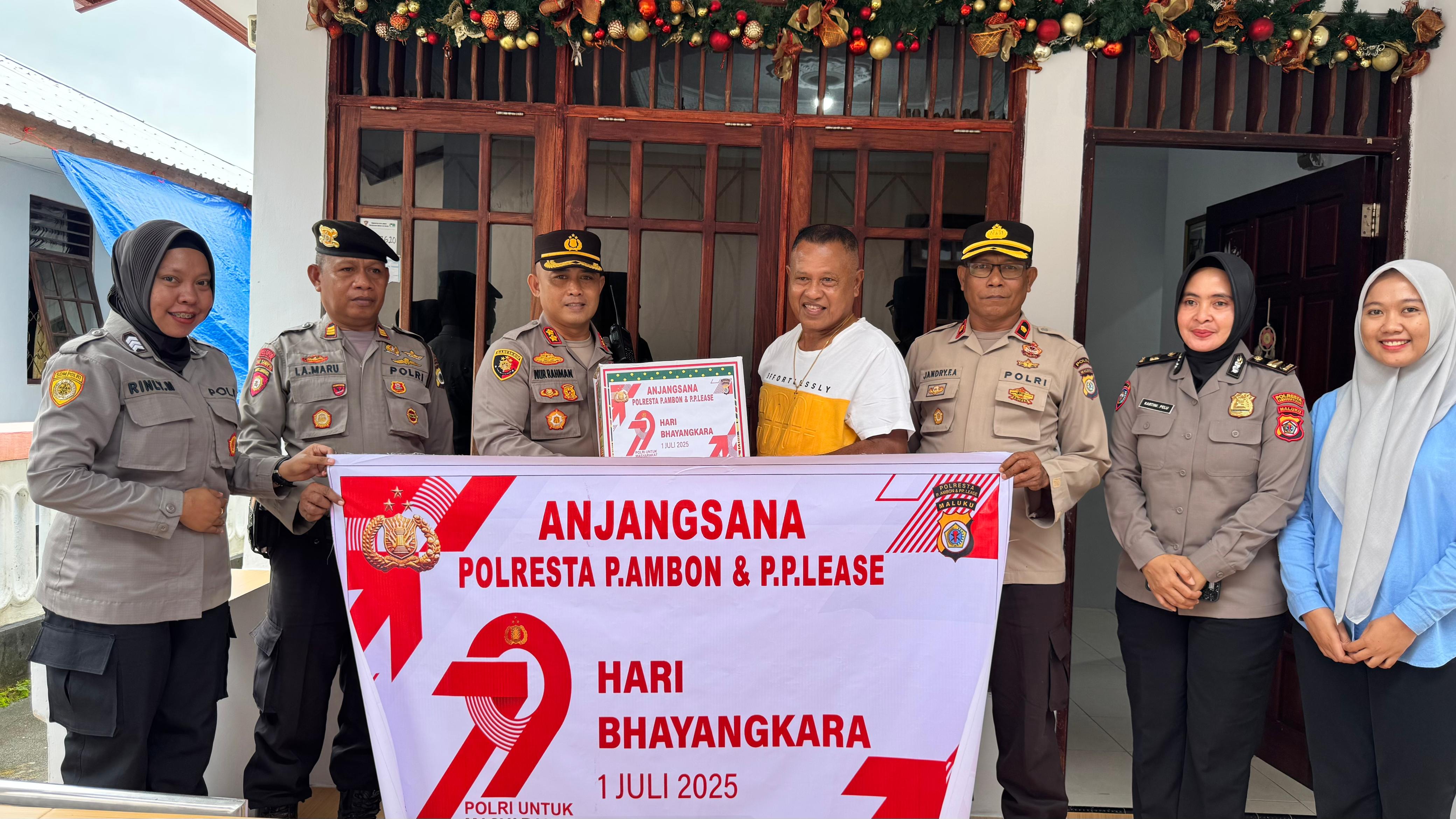 Wakapolresta Ambon Gelar Anjangsana, Kunjungi Warakawuri dan Pensiunan Polri dalam Semangat Hari Bhayangkara ke-79