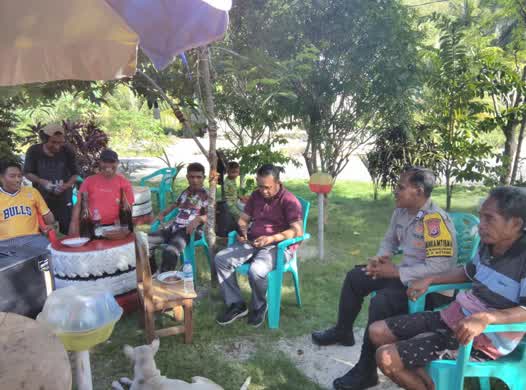 Bhabinkamtibmas Bripka Relmasira Gelar Sambang, Ajak Masyarakat Pelihara Situasi Kamtibmas Tetap Terjaga