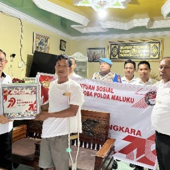 Sambut HUT ke-79 Bhayangkara Ditresnarkoba Salurkan Bansos untuk Murid SLB