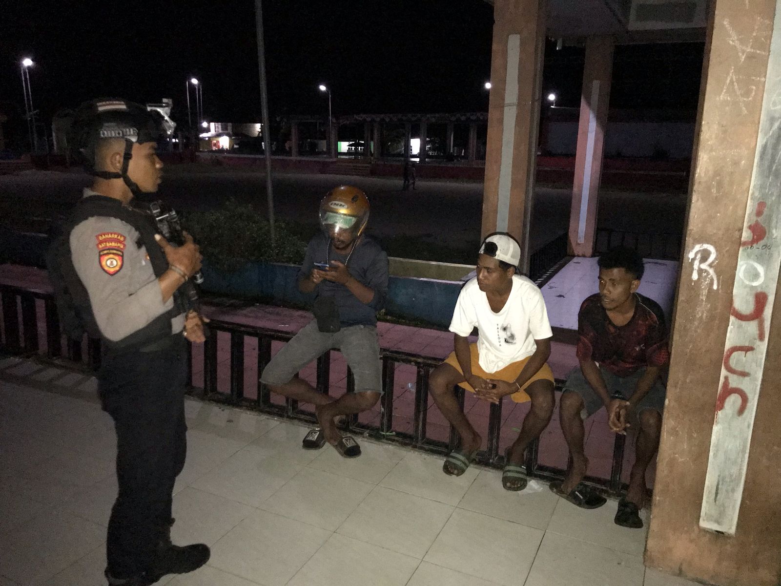 Patorli Malam Hari, Terus Di tingkatan Oleh Sat Samapta Polres Kepulauan Aru Guna Mencegah Gangguan Kamtibmas Dalam Kota Dobo.