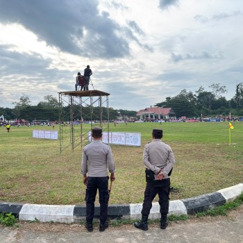 Kapolres Maluku Barat Daya Kerahkan Personel Amankan Turnamen Bupati MBD Cup II Tahun 2025