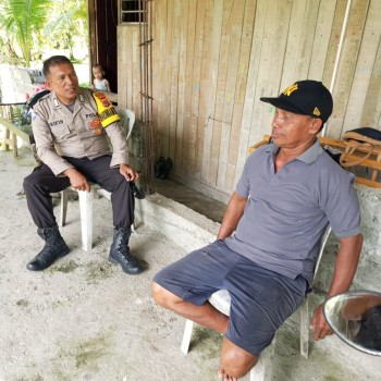 Bhabinkamtibmas Negeri Jerili melaksanakan Giat Sambang