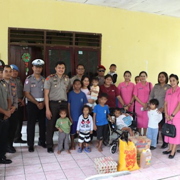 Wujud syukur, Personel Polres Kepulauan Tanimbar naik pangkat berbagi dengan Anak-Anak Panti Asuhan