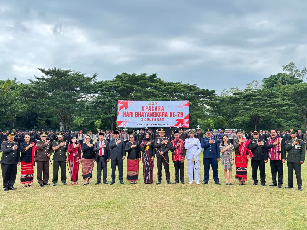 Kapolres Maluku Barat Daya Jadi Irup Peringatan Hari Bhayangkara ke-79 Tahun 2025