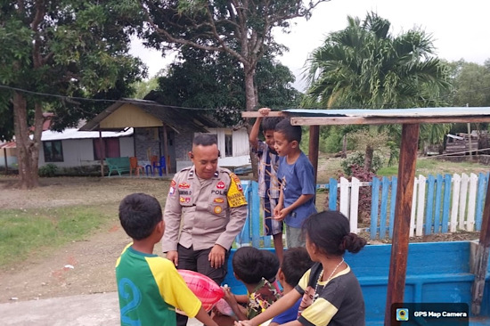 Wujudkan Polisi sahabat Anak, Bhabinkamtibmas Bomaki Berikan edukasi dan pesan Kamtibmas