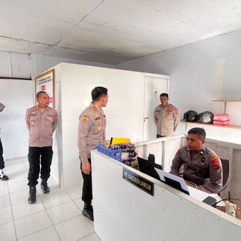 Hari pertama kerja, Kapolres Kepulauan Tanimbar cek setiap ruang kerja hingga ruang layanan Publik