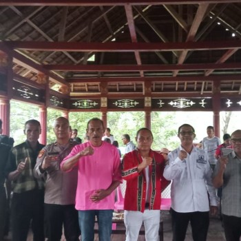 Polisi Lakukan Pengamanan Penyampaian Visi Misi Calon Raja Negeri Ihamahu