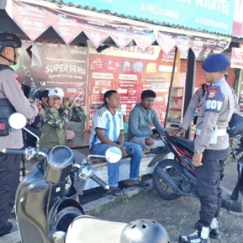 Satuan Brimob Polda Maluku Patroli Harkamtibmas di Tual