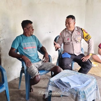 BHABINKAMTIBMAS DESA SIYA AJAK WARGA BERPATISIPASI DALAM HARKAMTIBMAS, SAAT LAKUKAN SAMBANG/DDS.