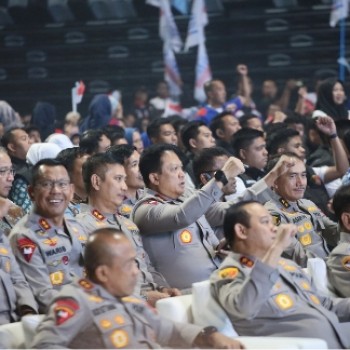 Kapolda Maluku Hadiri Penyerahan Penghargaan ITUC-Asia Pacific kepada Kapolri di Indonesia Arena GBK