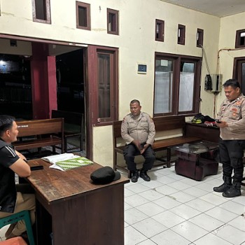 Pastikan kesigapan Personel, Kapolres Kepulauan Tanimbar lakukan sidak ke Polsek Kormomolin