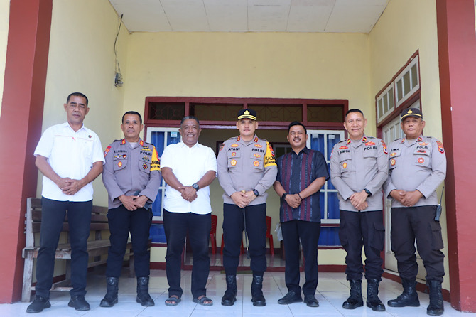 Awali tugas, Kapolres Kepulauan Tanimbar silaturahmi ke Tokoh Agama GPM