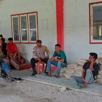 Bhabinkamtibmas Aipda Salawane Minta Masyarakat Peduli Jaga Kamtibmas