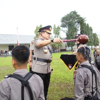 Buka Pendidikan Pembentukan Bintara Polri Tahun 2025, Ini Pesan Kapolda Maluku
